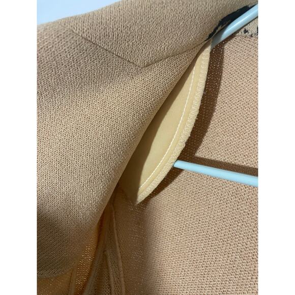 ST. JOHN Collection Old Money SZ 2 Beige Knit Wool Cardigan - Picture 5 of 11